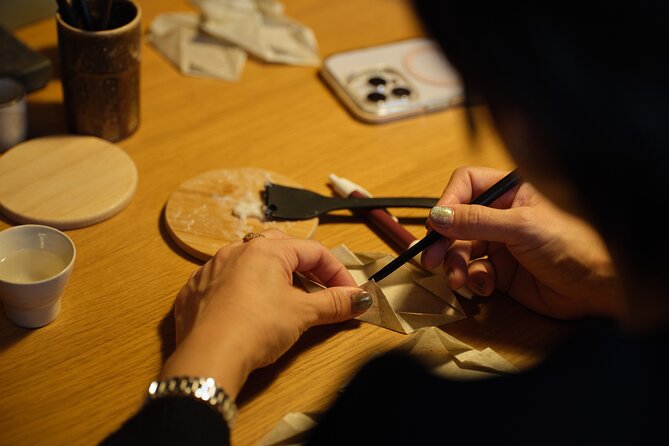 Hokkaido Washi Crafts Experience in Oritos Studio Tour - Exploring the Washi Papermaking Craft