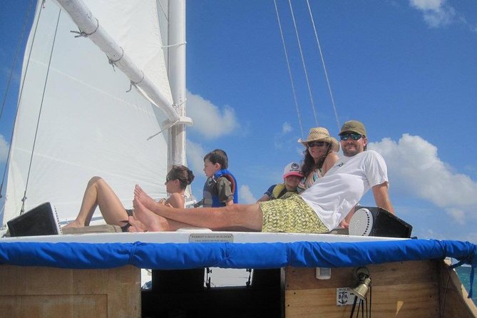 Hol Chan Marine Reserve Snorkel Tour on the 40 Sirena Azul Sailboat - Comfortable Atmosphere