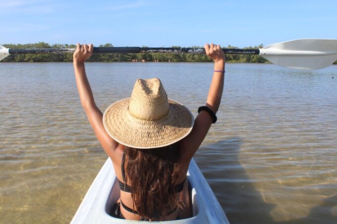 Holbox: Guided Sunrise Kayak Tour Through Mangrove Reserve - Capturing the Sunrise Moment