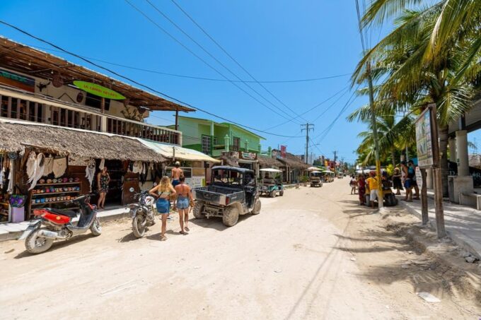 Holbox Island Day Trip With Lunch and Drinks - Exploring Picturesque Streets and Beaches