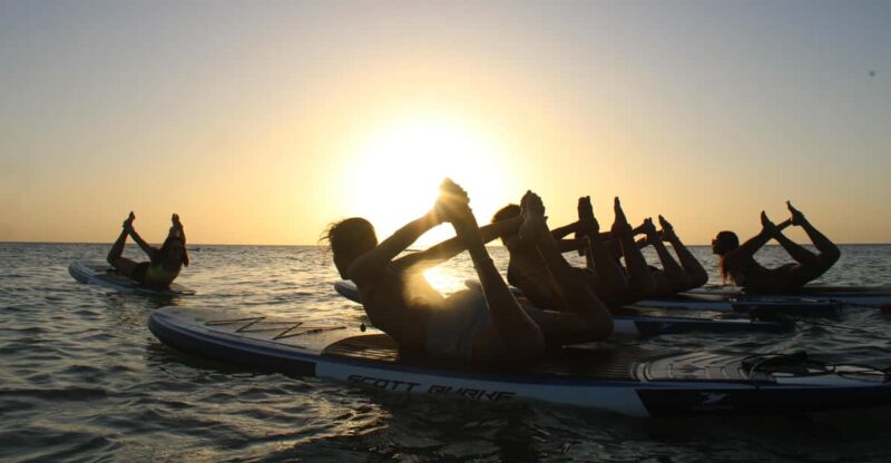 Holbox: PaddleYoga Class - Class Structure