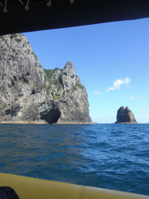 Hole in the Rock 1.5-Hour Fast Boat Ocean Adventure - Key Points