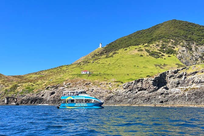 Hole in the Rock Cruise & Island Tour - With Two Island Stopovers - Key Points