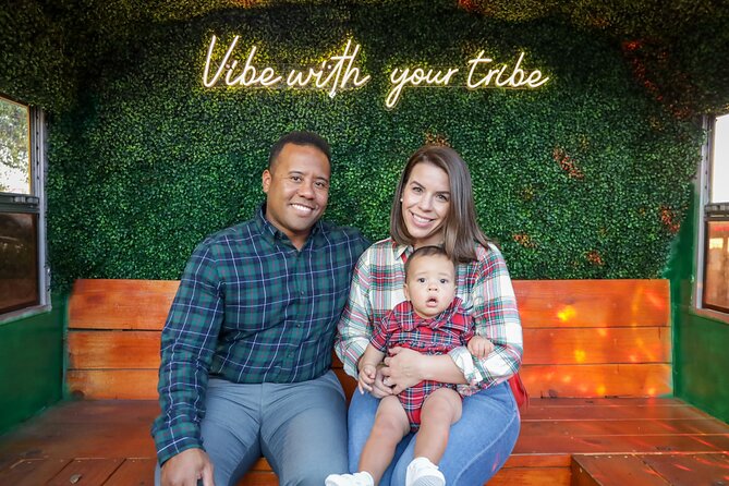 Holiday Light Bus Tour ATX - Customer Reviews