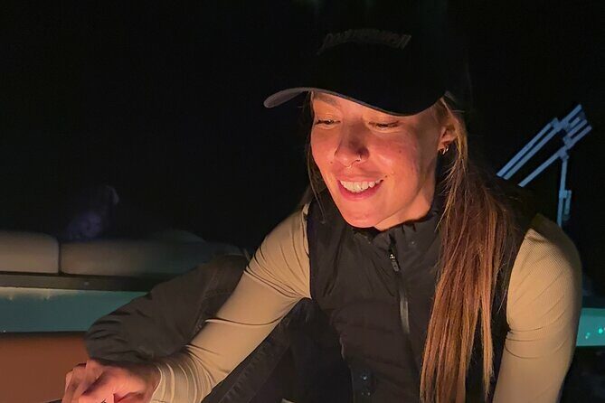 Holiday Light Cruise Plus S'mores Fire Pit Experience - Authentic Experiences from Reviewers