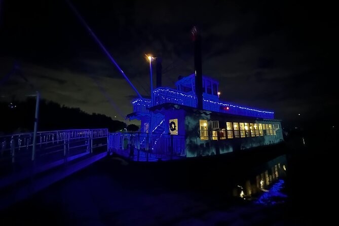 Holiday Nights Boat Ride in Saint Cloud Florida - Navigating the Ride