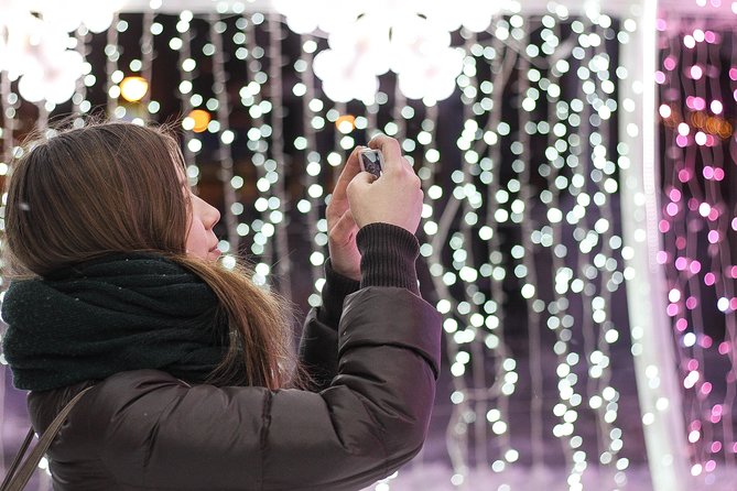 Holiday Scavenger Hunt in Nashville by Holly Jolly Hunt - Scavenger Hunt Activities and Objectives
