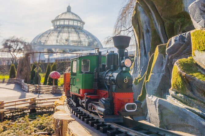 Holiday Train Show All-Garden Pass - What is the Holiday Train Show All-Garden Pass?