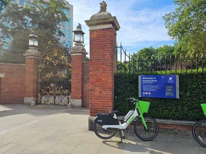 Holland Park Walk by Sams Walks - Frequently Asked Questions