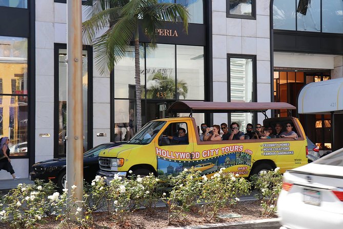 Hollywood and Celebrity Homes Bus Tour - Accessibility Information