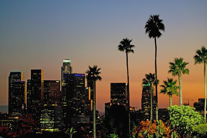 Hollywood Night Tour With Griffith Observatory - Guest Experience
