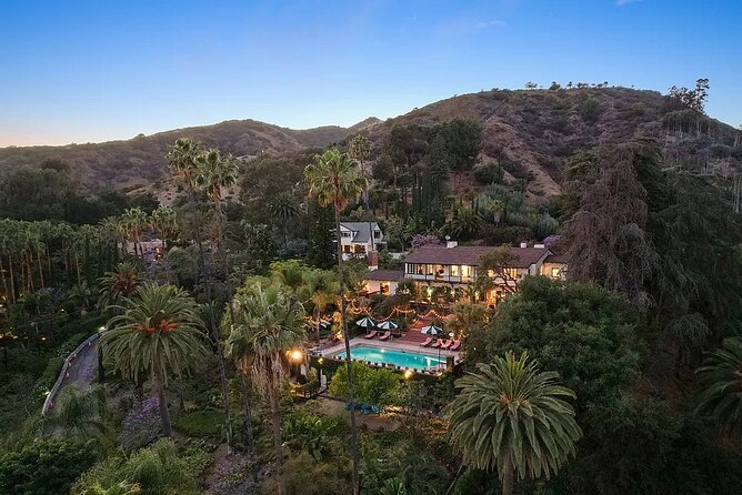 Hollywood Walk of Fame Night Tour - Amenities for a Memorable Tour