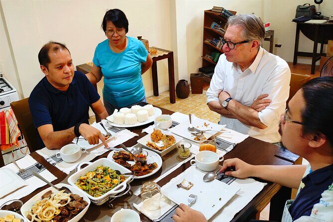 Home Cooked Meal with a Filipino Grandma - An Authentic Filipino Feast in a Neighborhood Setting
