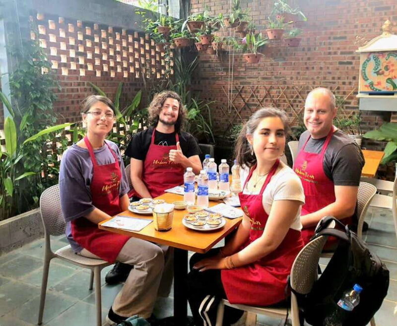 Home Cooking Class and Dinner With Local Chef in Hue City - Key Points