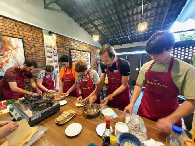 Home Cooking Class and Dinner With Local Chef in Hue City - What to Expect During the Class