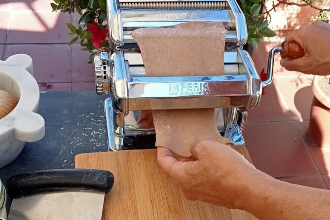 Homemade Pasta and Pesto Class With a Local Chef in Genoa - Accessibility and Transportation Information