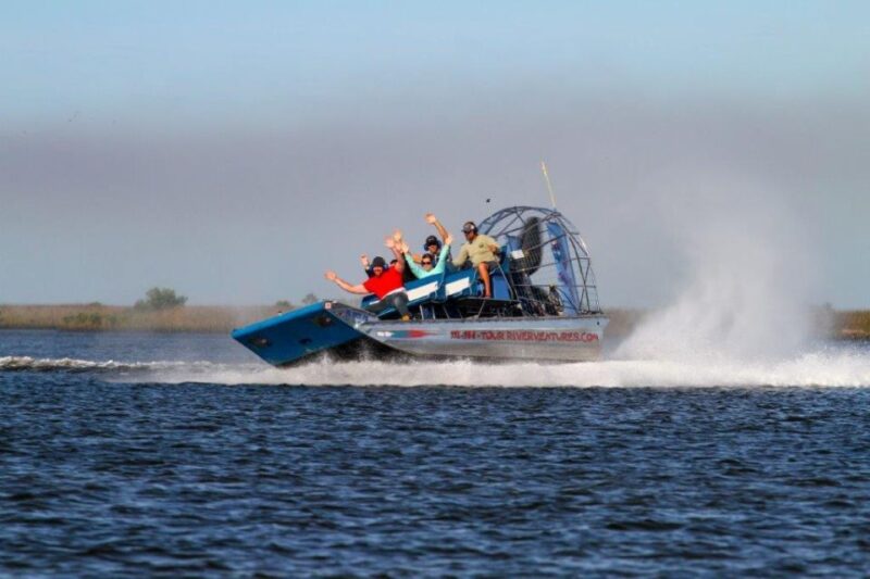 Homosassa: Gulf of Mexico Airboat Ride and Dolphin Watching - Exploring the River and Gulf
