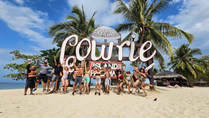 HONDA BAY ISLAND HOPPING; COWRIE ISLAND - Island Exploration