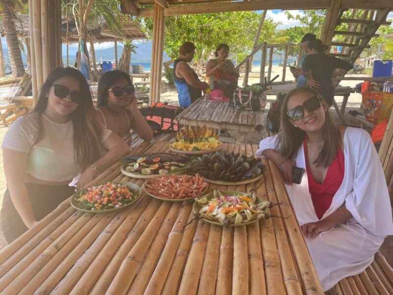 Honda Bay Tour With Lunch - Experience Highlights