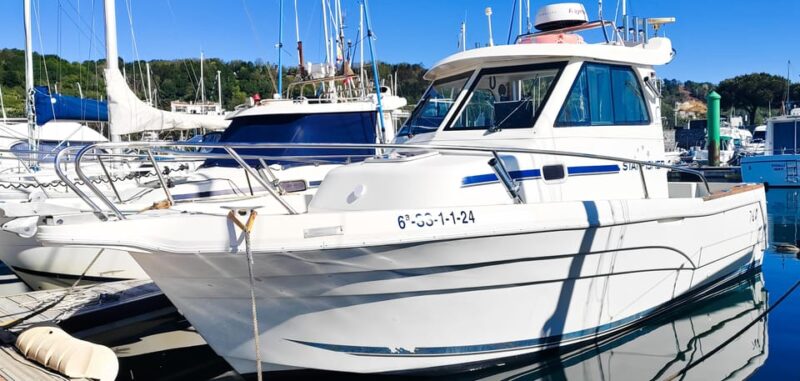 HONDARRIBIA: BOAT RENTAL - Included Amenities