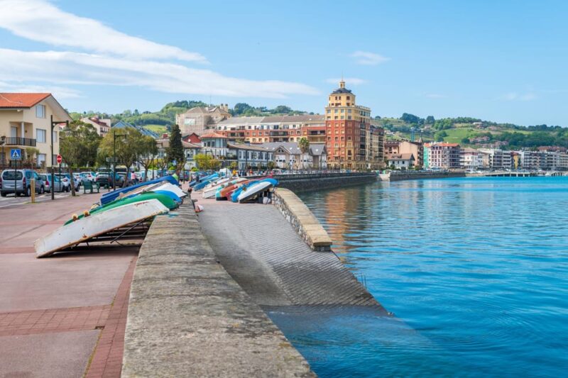 Hondarribia: City Highlights Guided Walking Tour - Visiting the Fishing Neighborhood of La Marina