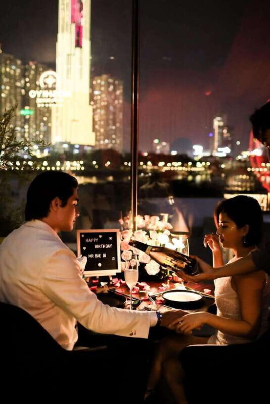 Honeymoon Dinner & Omakase Dessert On Saigon River Cruise - Itinerary and Tour Details