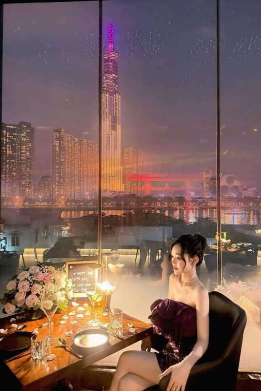 Honeymoon Dinner & Omakase Dessert On Saigon River Cruise - Important Information for Guests