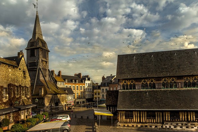 Honfleur Private Walking Tour With A Professional Guide - Highlights: Half-Timbered Houses and Harbor