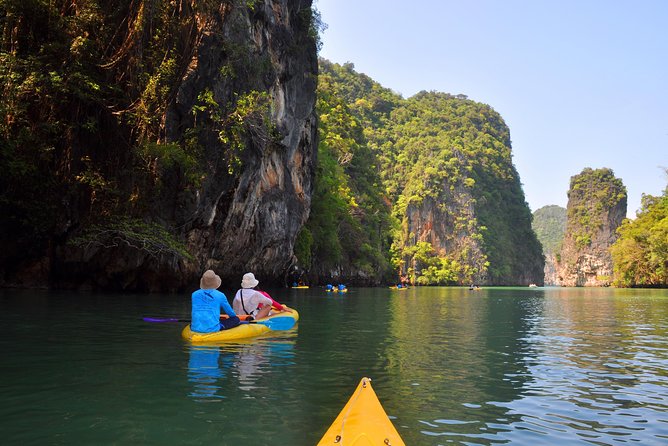 Hong by Starlight John Grays Sea Canoe - Included Amenities
