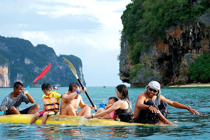 Hong by Starlight John Grays Sea Canoe - Accessibility and Capacity