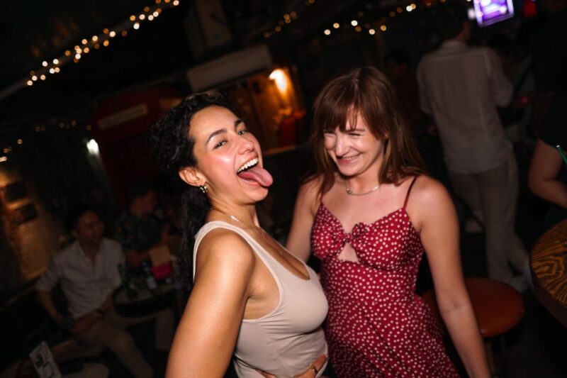 Hong Kong: 3-Hour Lan Kwai Fong Pub Crawl - Itinerary and Activities
