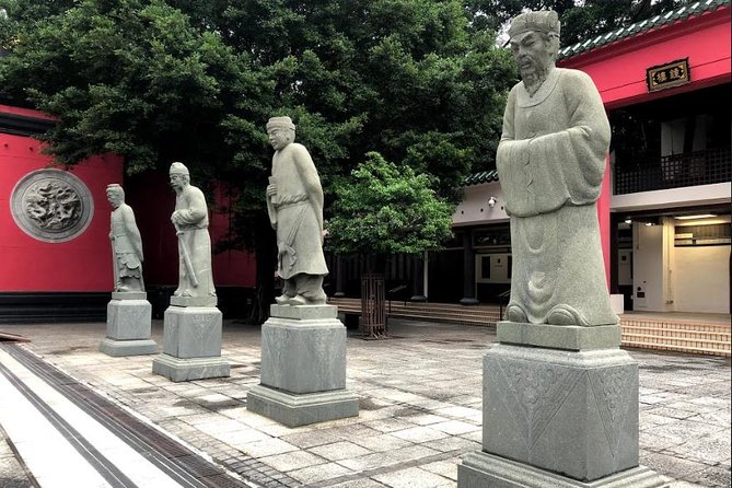 Hong Kong 4-Hour Heritage Bike Tour - Culture & Food - Confirmation and Accessibility