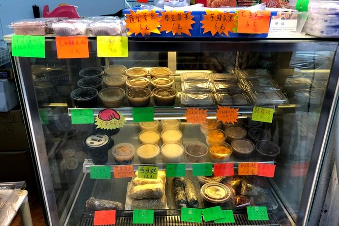 Hong Kong 4-Hour Heritage Bike Tour - Culture & Food - Customized Tours