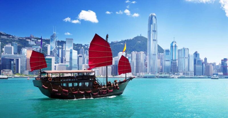 Hong Kong: City Landmarks Tour + Peak Tram Ticket + Lunch - Customer Reviews