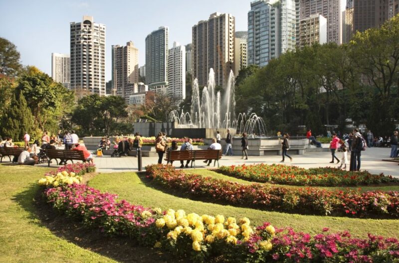 Hong Kong: City Tour With Self-Guided Audio Tour App - Key Points