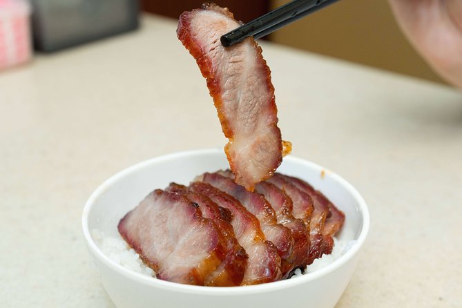 Hong Kong Food Tour: Central and Sheung Wan Districts - Neighborhood Exploration
