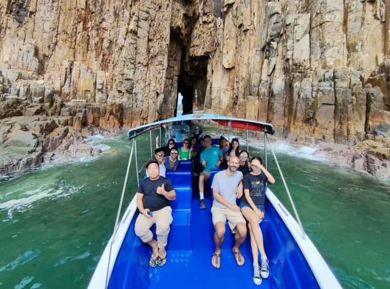 Hong Kong: Geopark Four Sea Arches Volcano Sightseeing Tour - Key Points