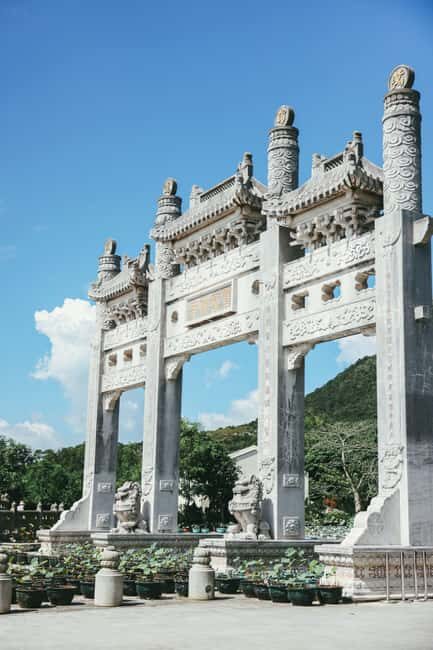 Hong Kong: Lantau, Big Buddha & Tai O Tour w/Private Coach - The Sum Up