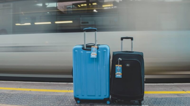 Hong Kong: Luggage Storage in Kowloon Park - Storage Features