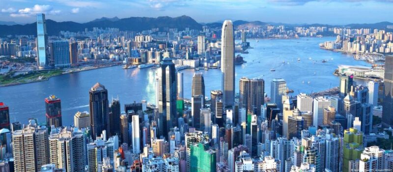 Hong Kong : Must-See Attractions Walking Tour - Meeting Point and Accessibility