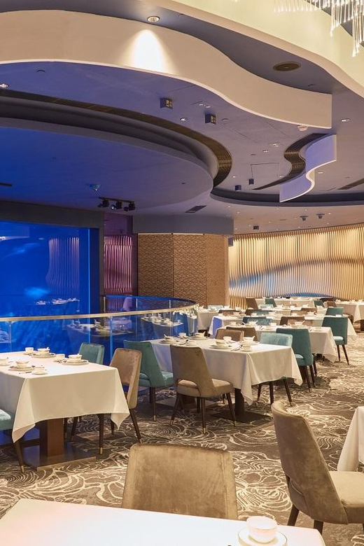 Hong Kong: Ocean Park Entry Ticket + Fine Dining @ Aquarium - Key Points