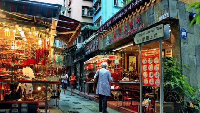 Hong Kong: Peak Tram Ride, Dim Sum Tasting & City Highlights - Preparing for the Tour