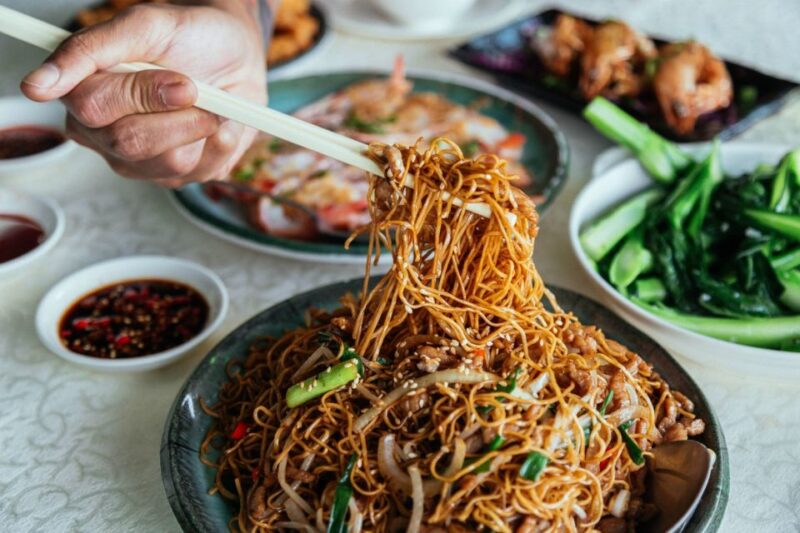 Hong Kong: Private Food Tour With 10 Tastings - Meeting and Preparation