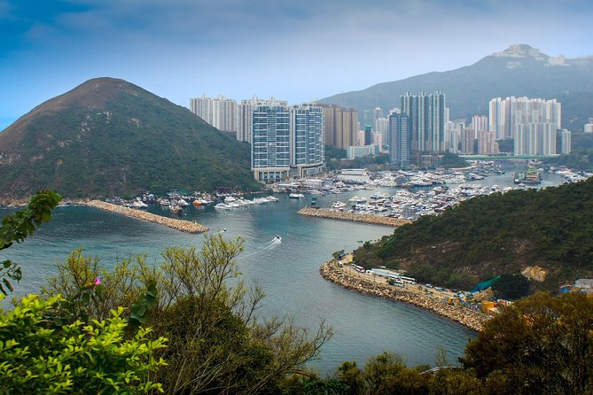 Hong Kong Private Tours by Locals: 100% Personalized, See the City Unscripted - Navigating the City With Public Transport