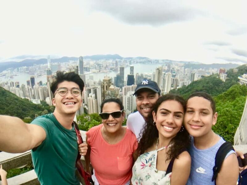 Hong Kong: Private Walking Tour with a Local Guide - Key Points