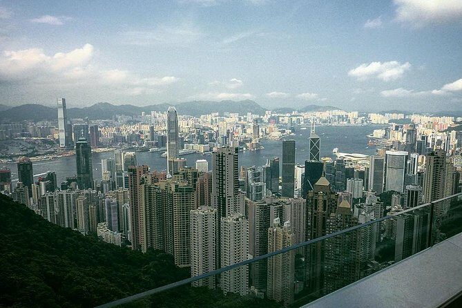 Hong Kong Sightseeing plus Jumbo Kingdom Lunch with Pickup from Kowloon Area - The Itinerary in Detail: What to Expect