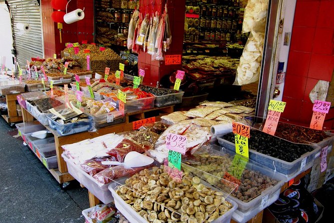 Hong Kong Street Food Tour With a Local: 100% Personalized & Private - Discover Western District Flavors