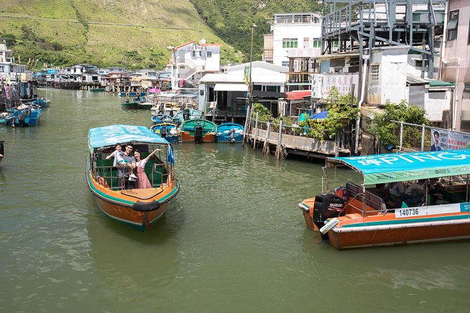 Hong Kong Travel Pass Combo: MTR Pass, Ngong Ping Cable Car and Big Buddha Tour - Tour Components and Highlights