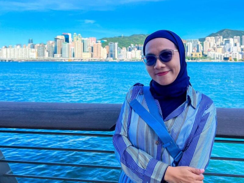 Hong Kong Unfolded: Streets, Skylines, & Secrets by Transit! - Exploring With Local Transport
