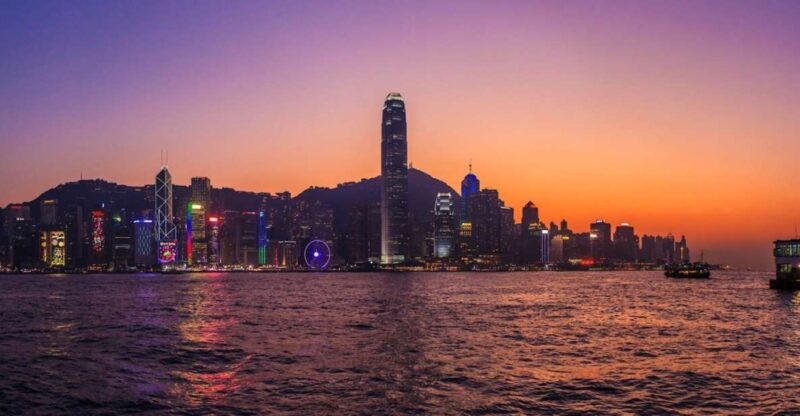 Hong Kong: Victoria Harbour Day or Sunset Cruise - Itinerary and Locations